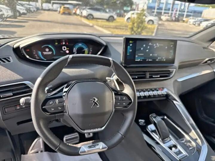 Peugeot 3008 Hybrid 225 e-EAT8 GT Pack