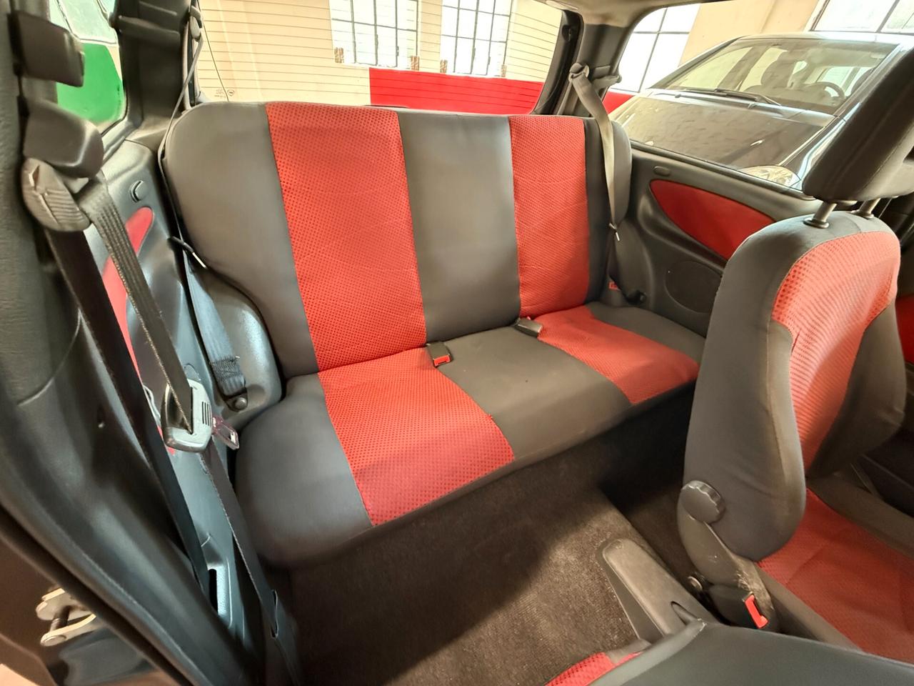 Lancia Y 1.2i 16V cat LX