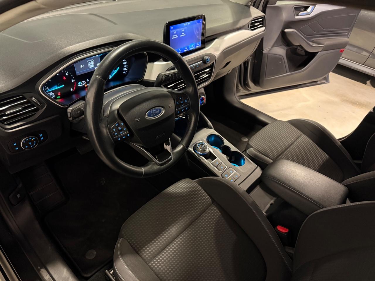Ford Focus 1.5 Diesel 120 CV aut Berlina Titanium