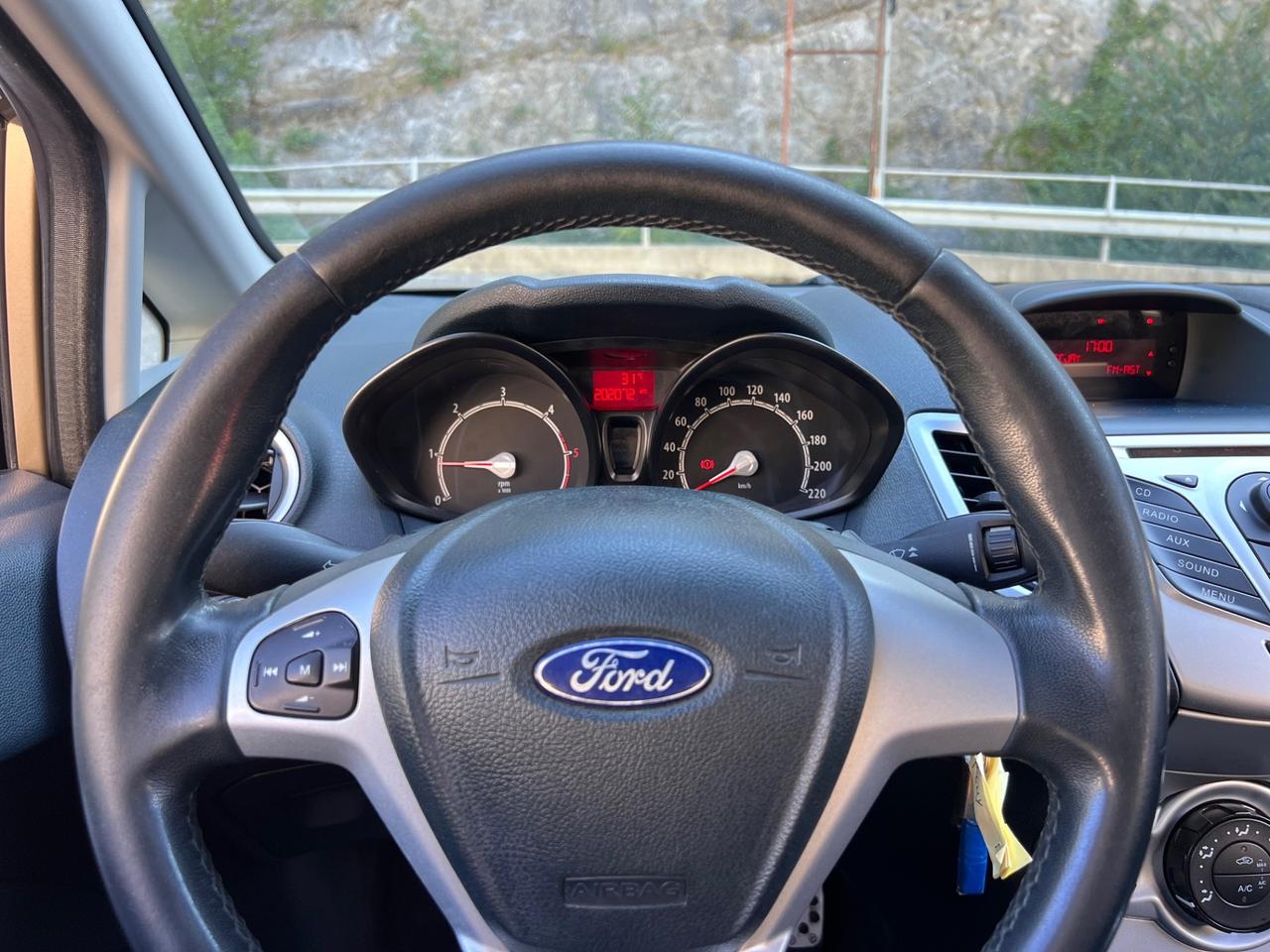 Ford Fiesta 1.4 TDCi 70CV 5 porte Titanium