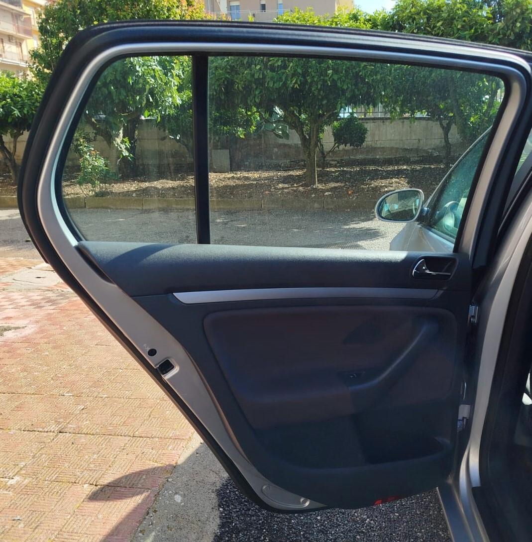Volkswagen Golf 2.0 16V TDI 5p. Sportline NEO 2004