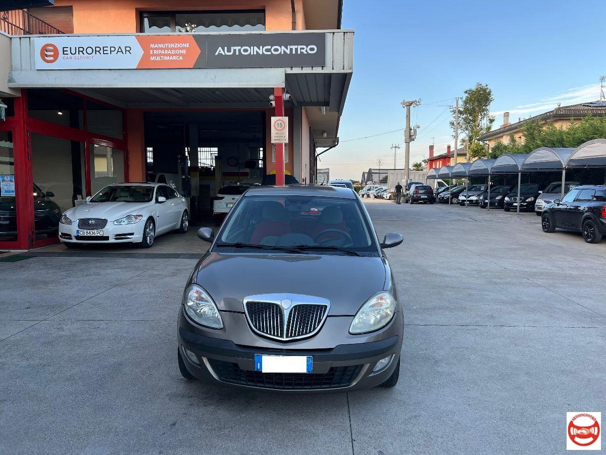 LANCIA - Ypsilon 1.2 8v Oro