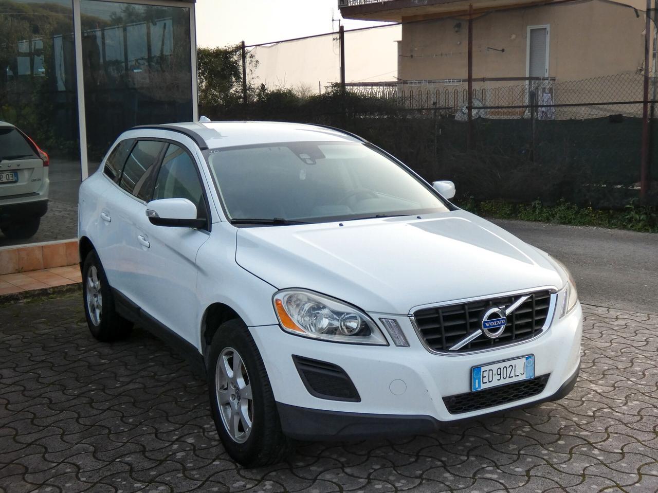 Volvo XC 60 XC60 2.4 D 175 CV FWD Geartronic Kinetic