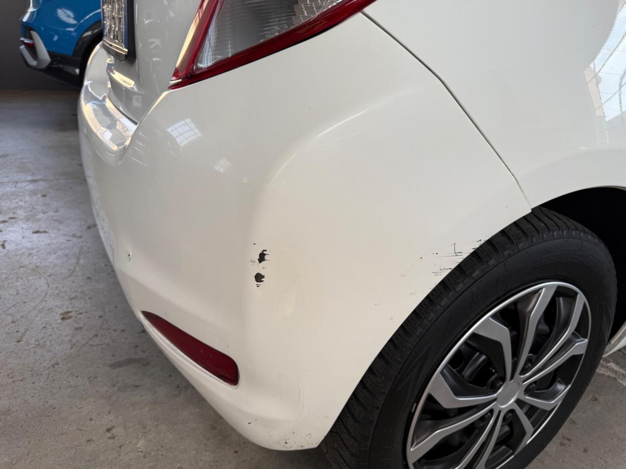 Toyota Yaris 1.0 5 porte Lounge UNICO PROPRIETARIO