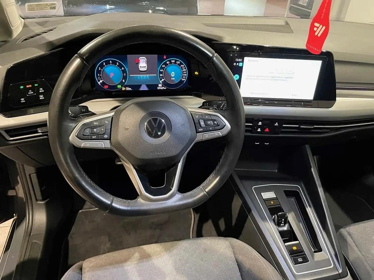 Volkswagen Golf 8ª serie 1.0 eTSI EVO DSG Life