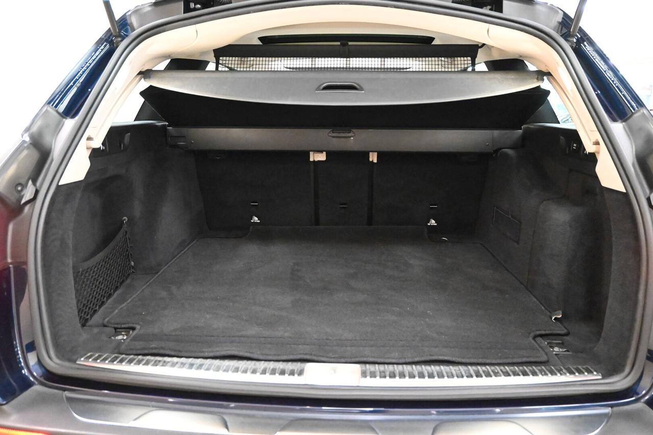 MERCEDES Classe E (W/S213) E 220 d S.W. 4Mati...