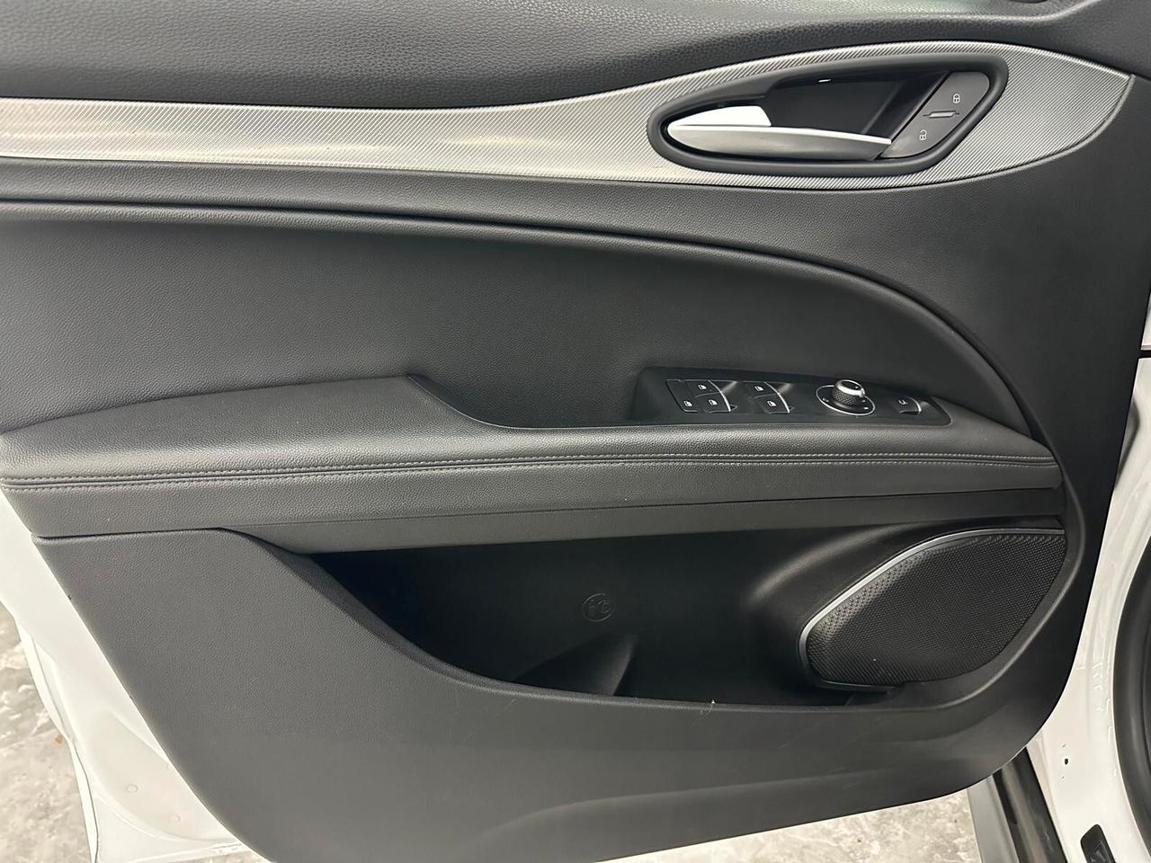 Alfa Romeo Stelvio 2.2 Turbodiesel 180 CV AT8 RWD Super