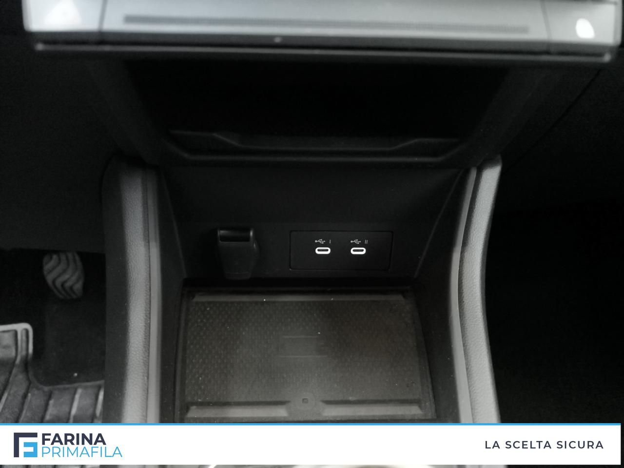 RENAULT Captur II 2024 - Captur 1.0 tce Techno 90cv