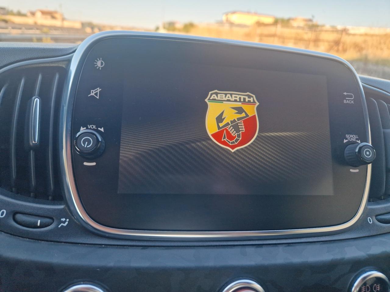 Abarth 595 1.4 Turbo T-Jet 165 CV Pista