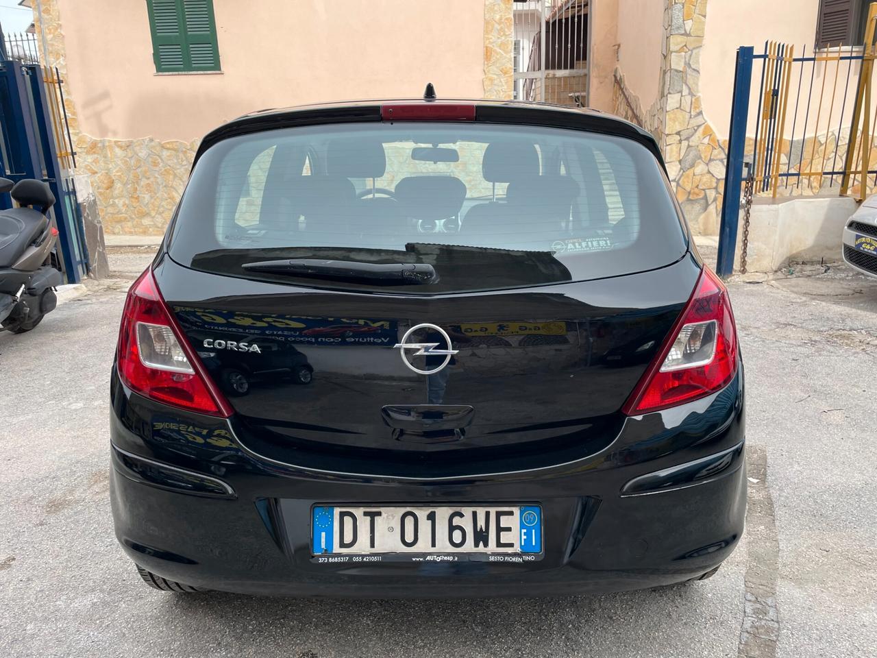 Opel Corsa 1.2 5 porte Enjoy