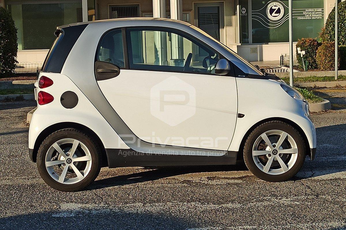 SMART fortwo 1000 52 kW MHD coupé pulse