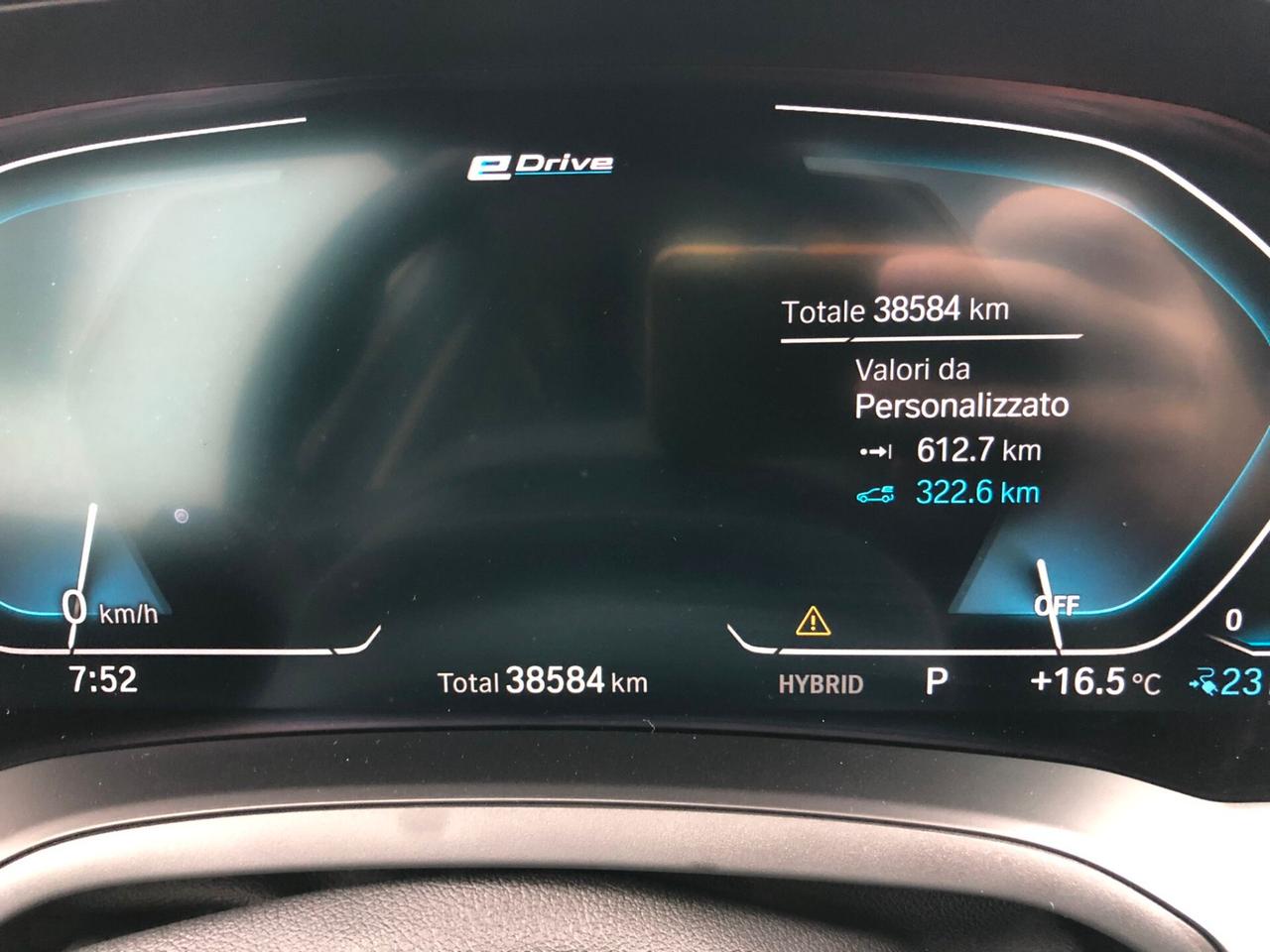 BMW 320 e Plug-in Hybrid Touring Sport AUT/NAV/CAMERA/LED