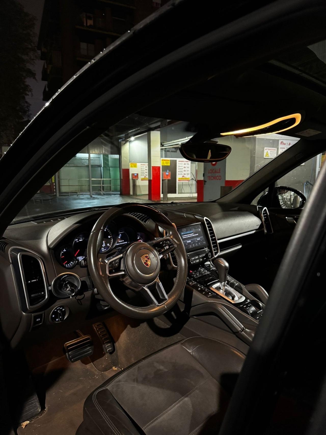 Porsche Cayenne 3.0 Diesel Platinum Edition