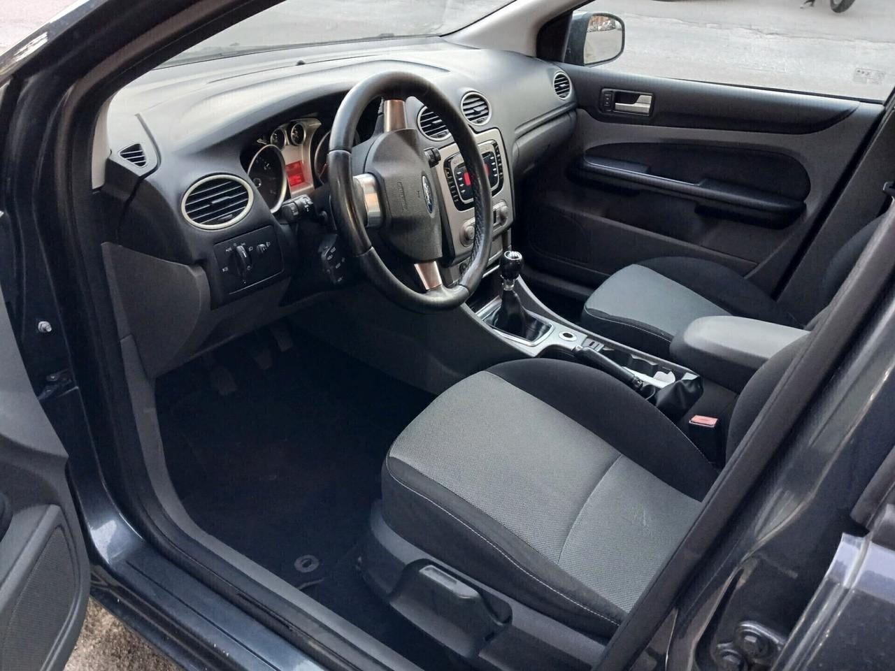 Ford Focus 1.6 (115CV) 5p. GPL