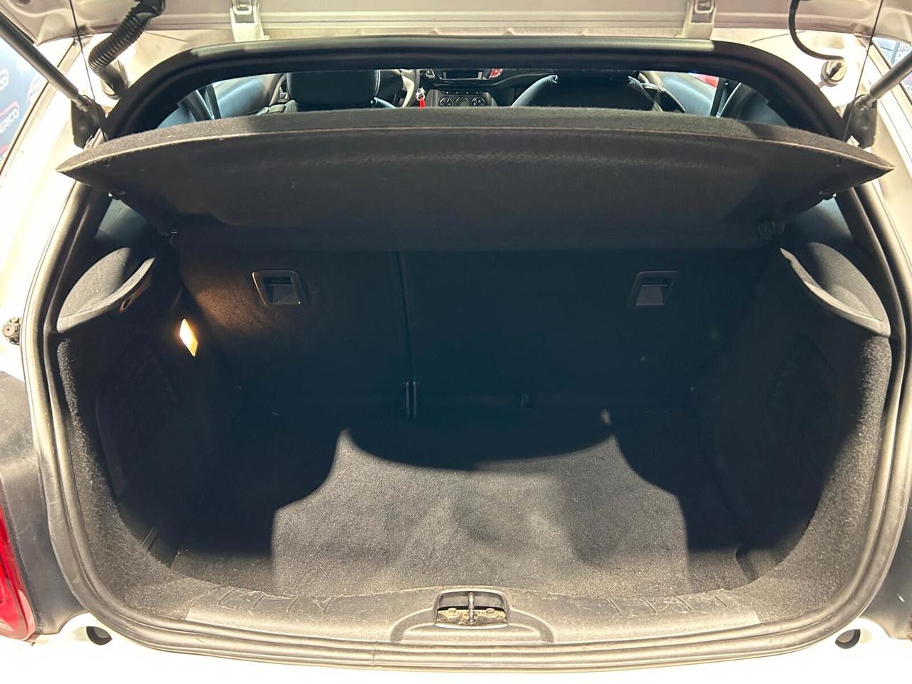 Ds DS3 1.4 Diesel - 2010