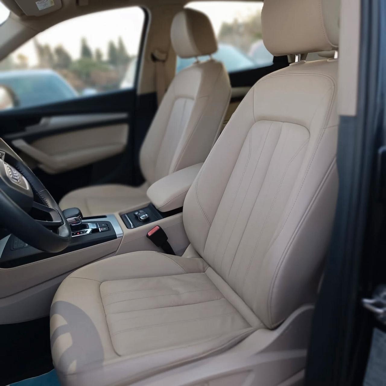 Audi Q5 2.0 TDI quattro S tronic Business Sport