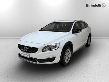 VOLVO V60 CC (2015-2018) - V60 Cross Country D3 Geartronic Business