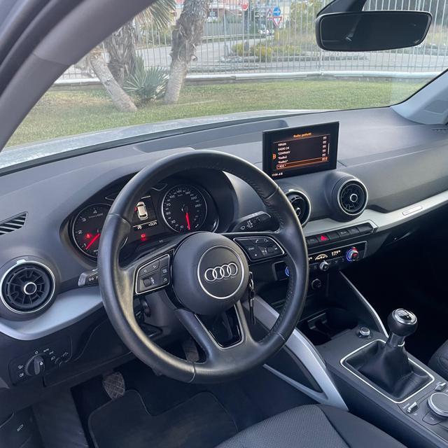 AUDI Q2 35 TDI Business