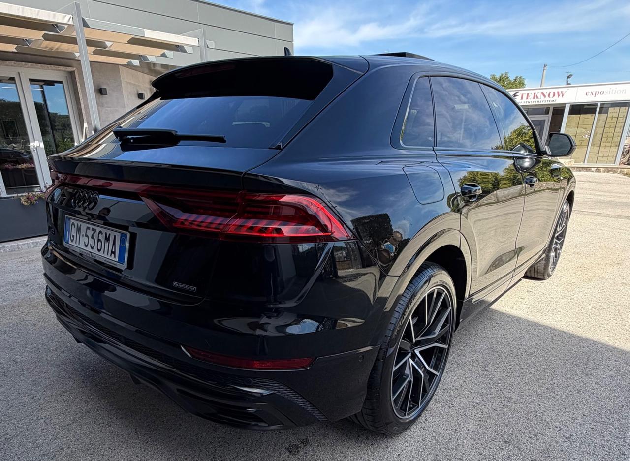 Audi Q8 SUV 55 TFSI quattro tiptronic S line edition