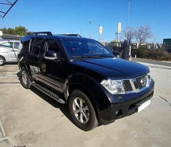 NISSAN - Pathfinder