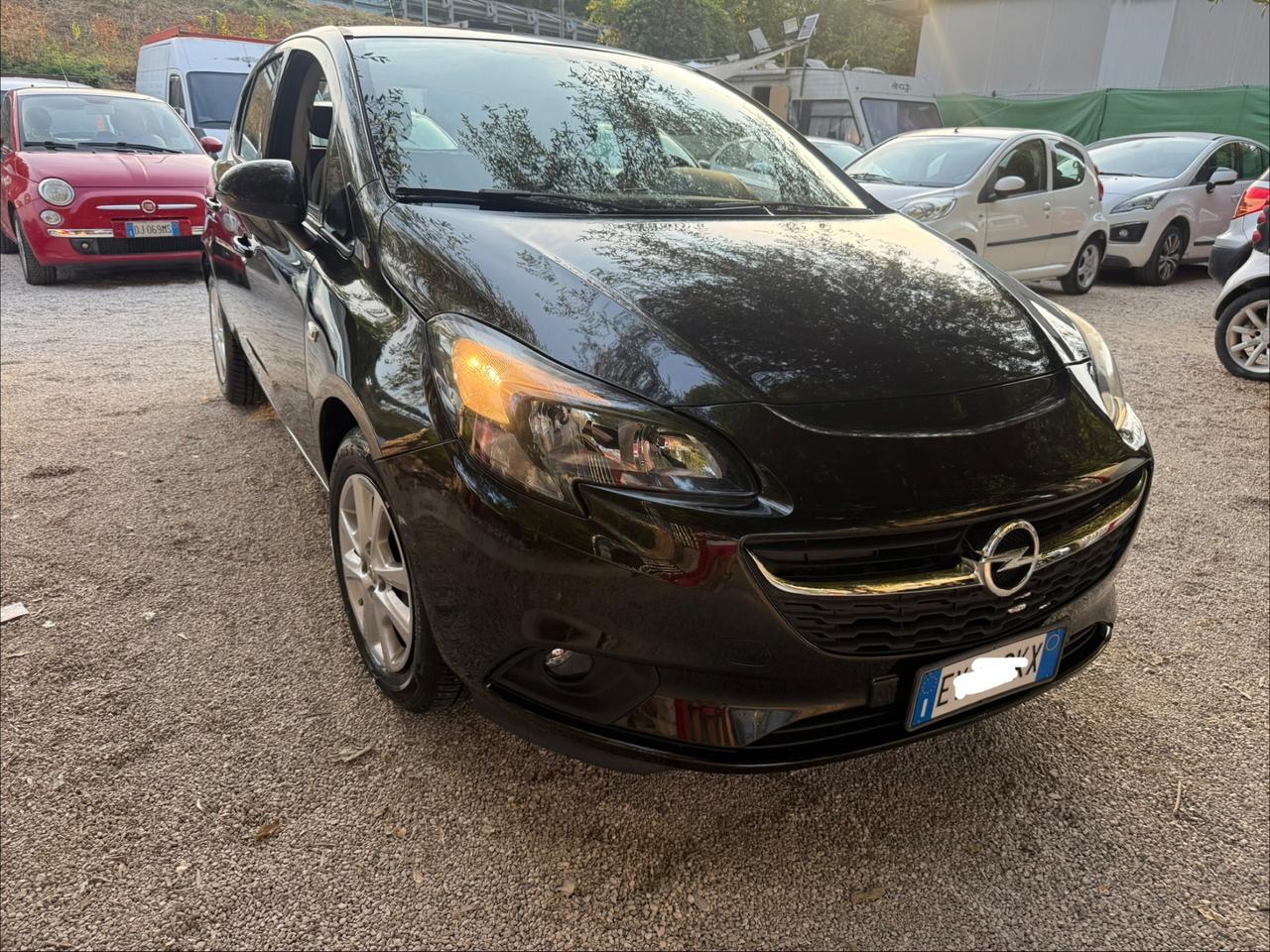 Opel Corsa 1.2 benzina gpl