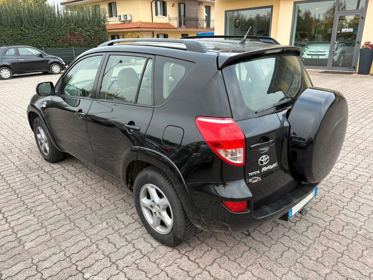 TOYOTA RAV 4 2.2 D INTERNO PELLE GANCIO TRAINO