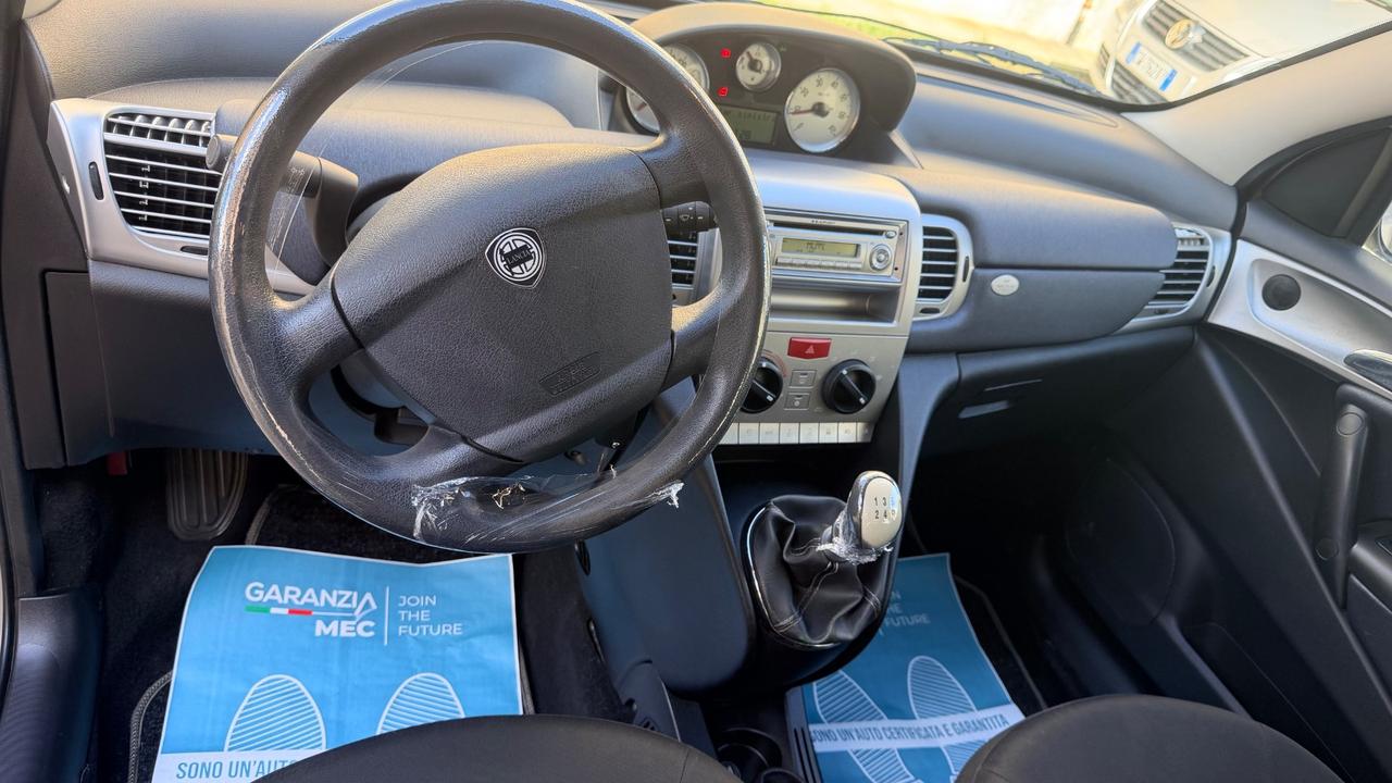 Lancia Ypsilon 1.2 Moda Milano