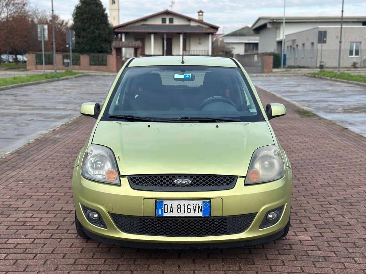 Ford Fiesta 1.4 TDCi 5p. Ghia