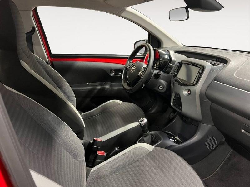 Toyota Aygo 2ª serie Connect 1.0 VVT-i 72 CV 5 porte x-play