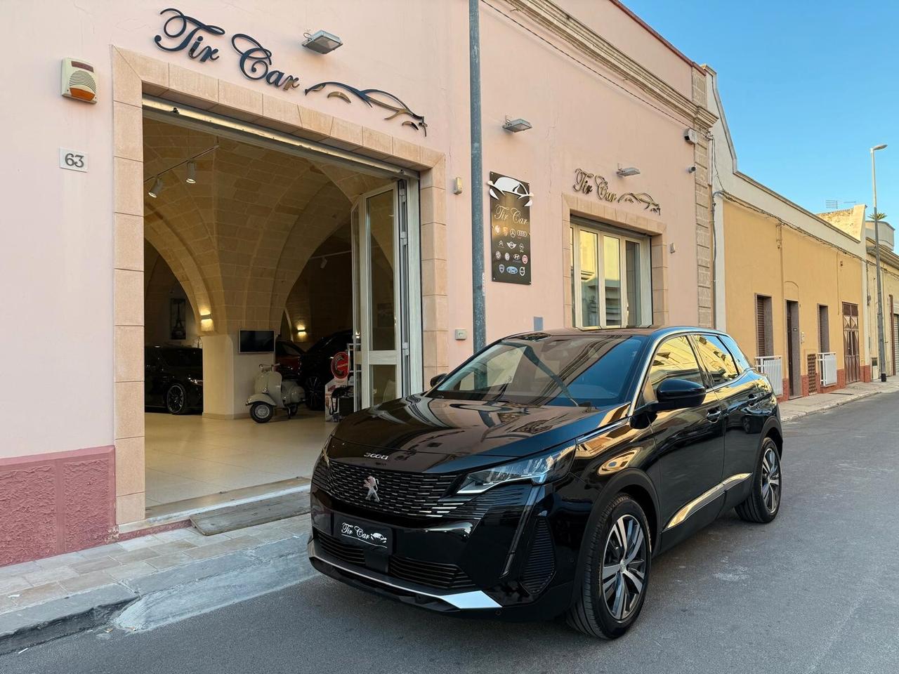 PEUGEOT 3008 ALLURE 1.5 130CV PELLE NAVI CAM ANNO 2022