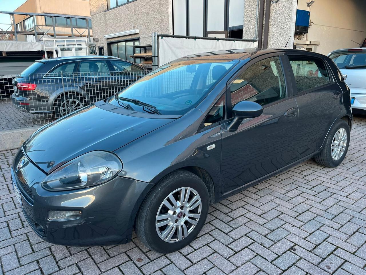 Fiat Punto 1.3 MJT II 75 CV 5 porte Easy Catena fatta