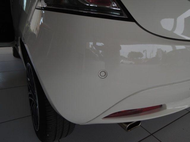 LANCIA Ypsilon 1.0 FireFly 5 porte S&S Hybrid Ecochic Gold