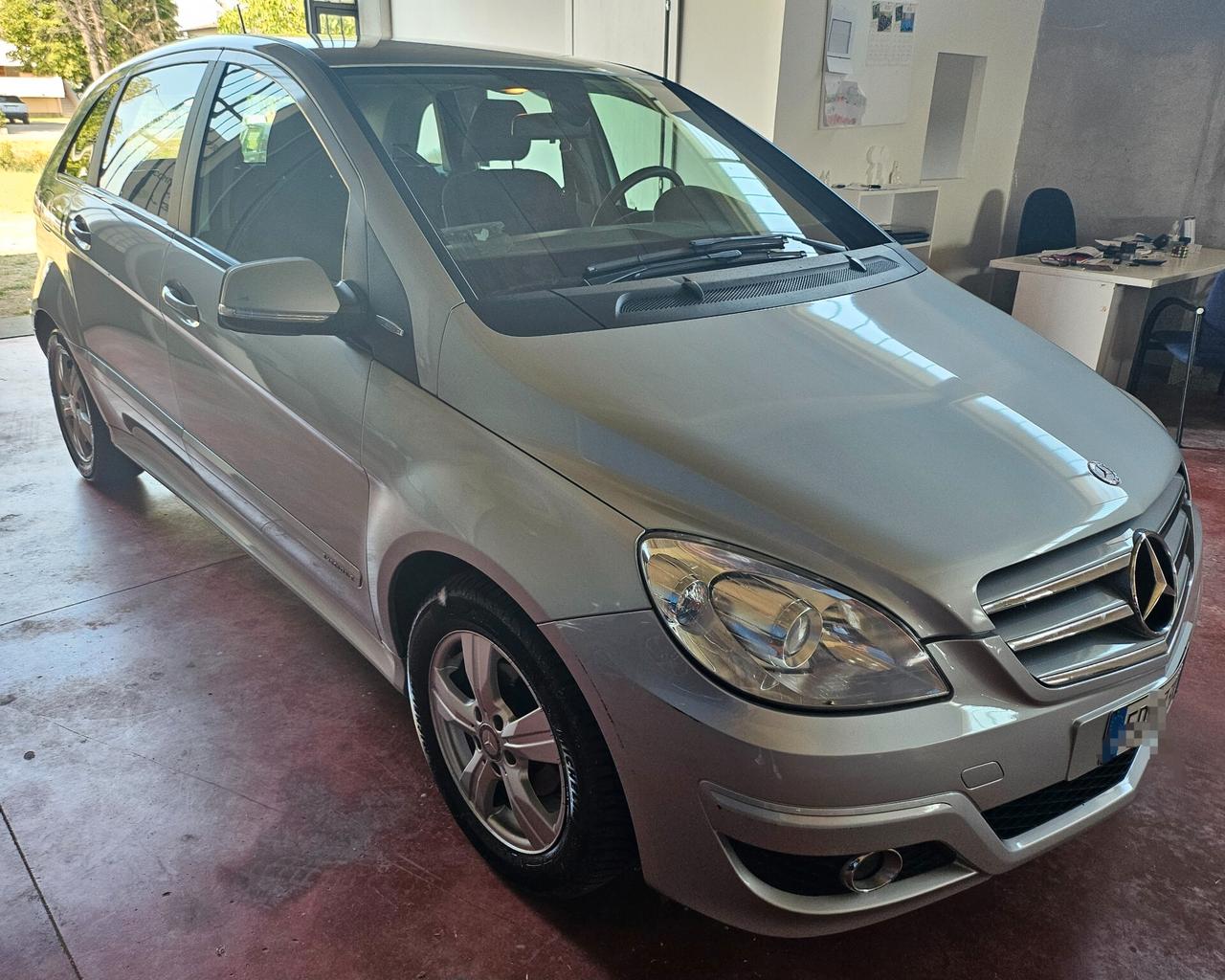Mercedes-benz B 180 BlueEFFICIENCY Executive