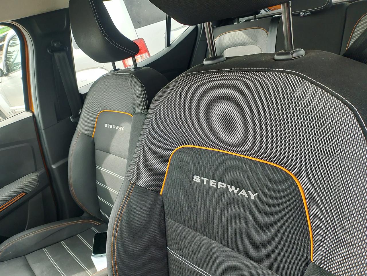 Dacia Sandero Stepway 1.0 TCe 100 CV ECO-G Comfort