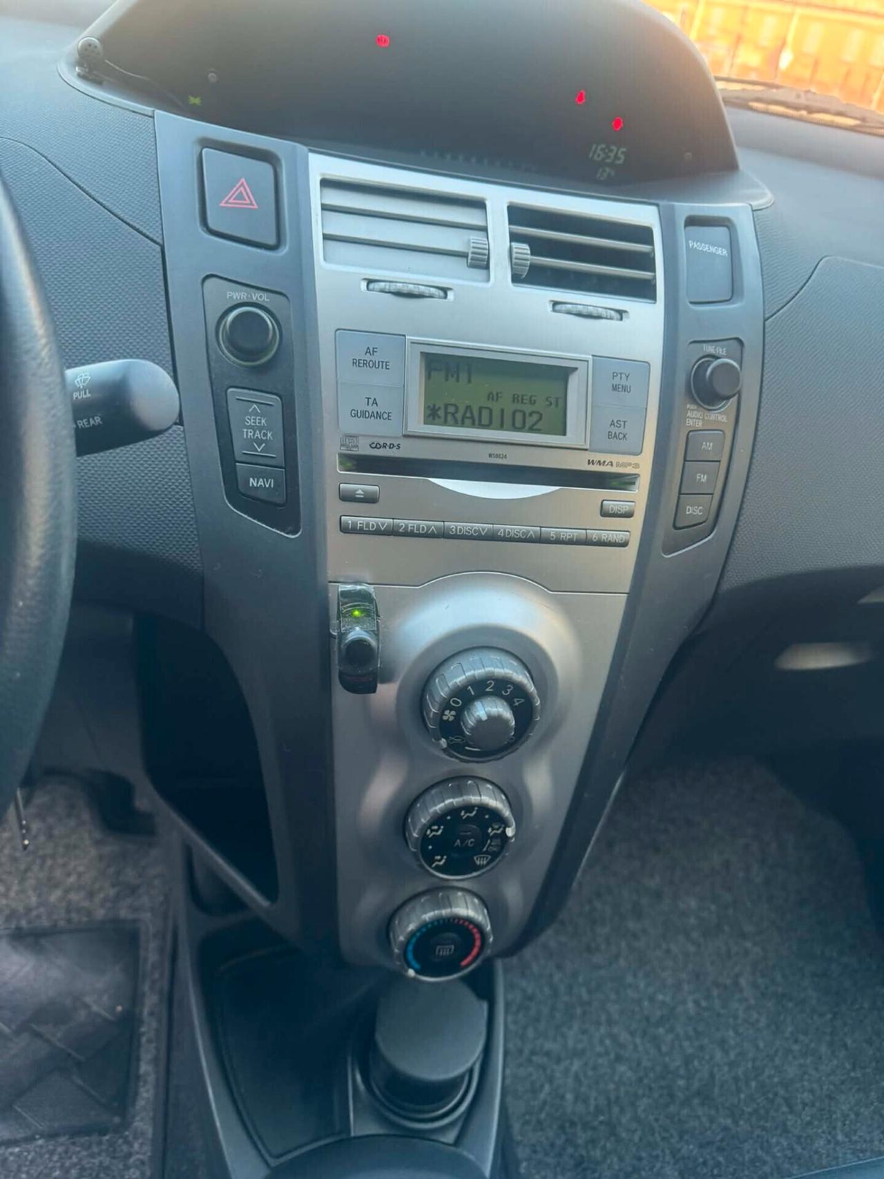 Toyota Yaris 1.3 Benzina 117.000 Km EURO4