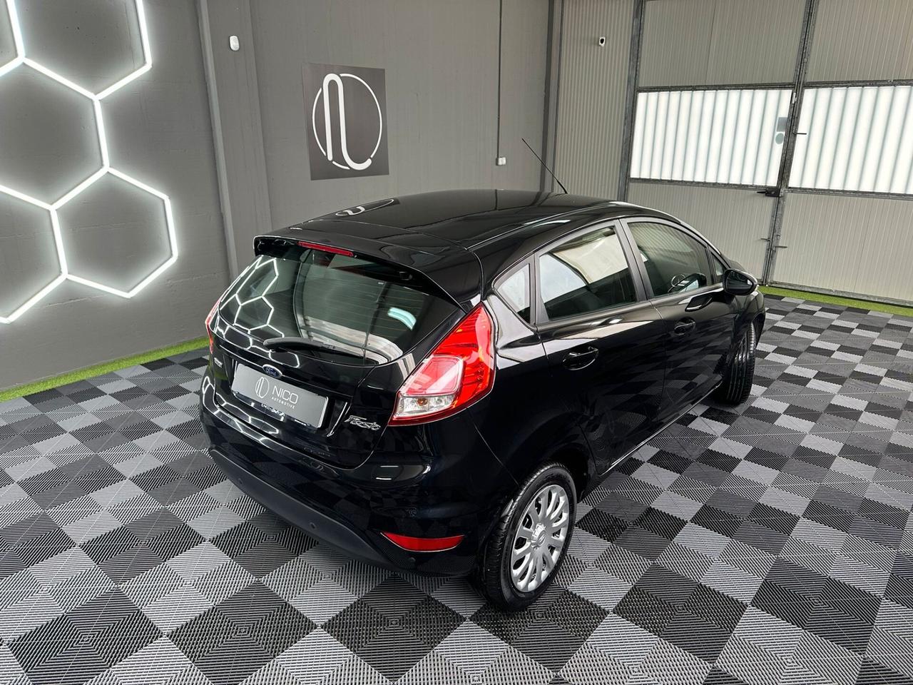 Ford Fiesta 1.5 TDCi 75CV 5 porte Titanium