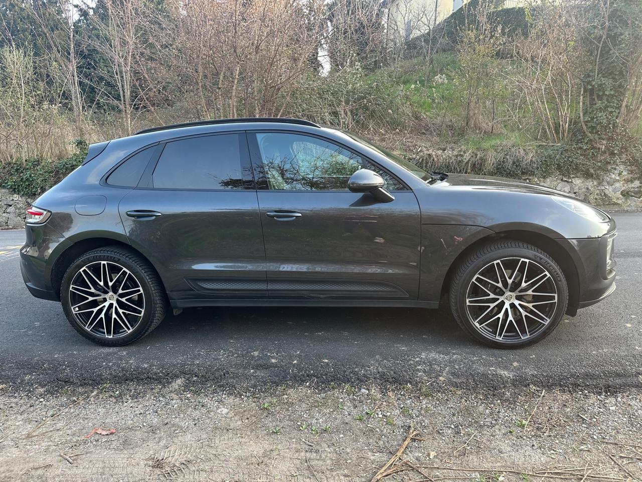 Porsche Macan 2.0 - 2021
