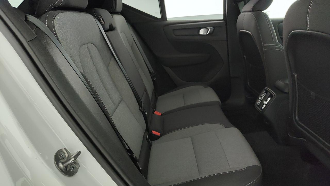 VOLVO XC40 2.0 b3 Core auto