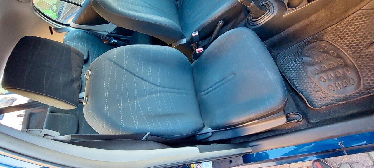 YARIS 1,0 BENZINA/GPL SCADENZA BOMBOLE NEL 2033 GOMME NUOVE IMPECCABILE