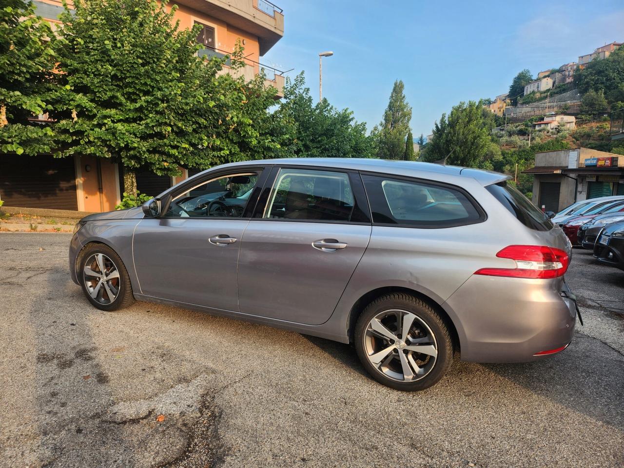 Peugeot 308 BlueHDi 120 S&S SW 2016