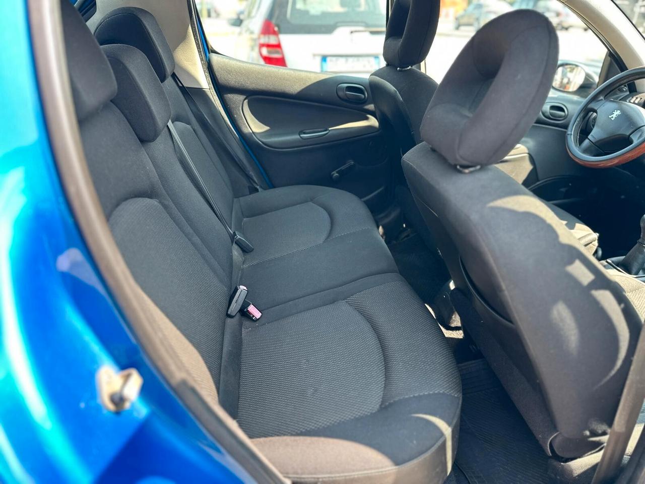Peugeot 206 1.4 5p. Enfant Terrible