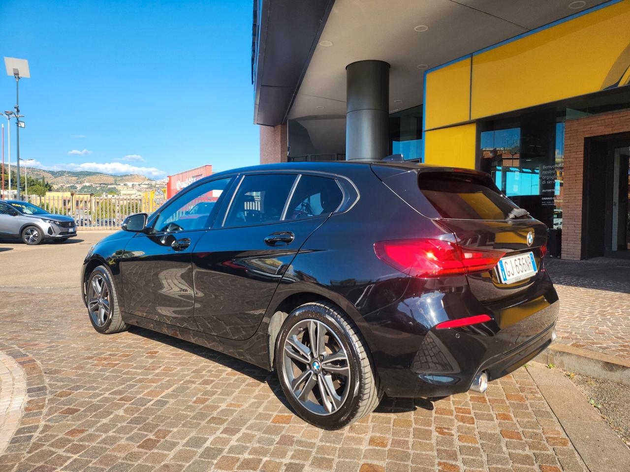 Bmw 118 120d 5p. Luxury