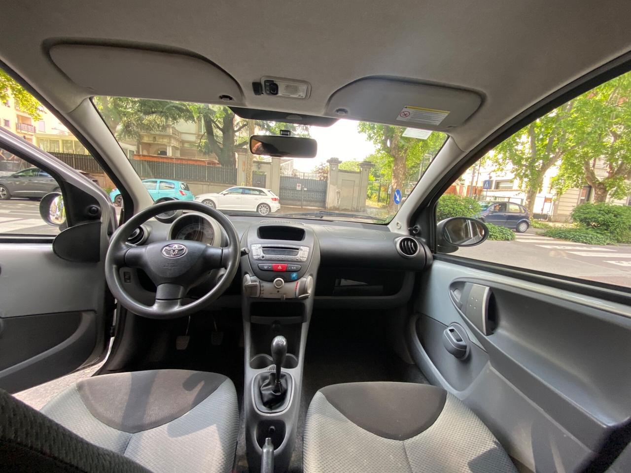 Toyota Aygo 1.0 5p Sol 98.000KM - NEOPATENTATI!!!