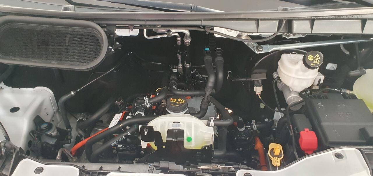 Ford Transit E-Transit Van 350 L2H2 Trend 269CV Batt. 68KWh Auton. 260Km