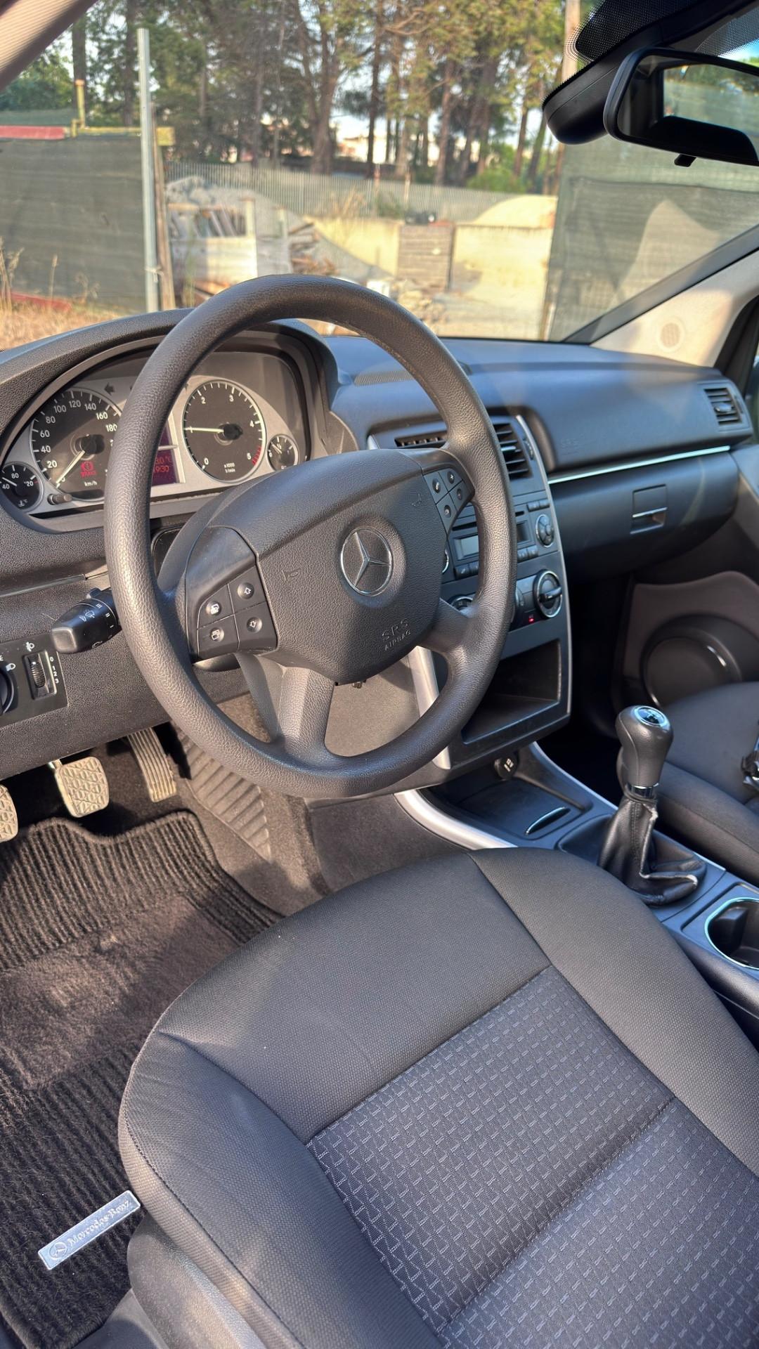 Mercedes-benz B 180 CDI Premium