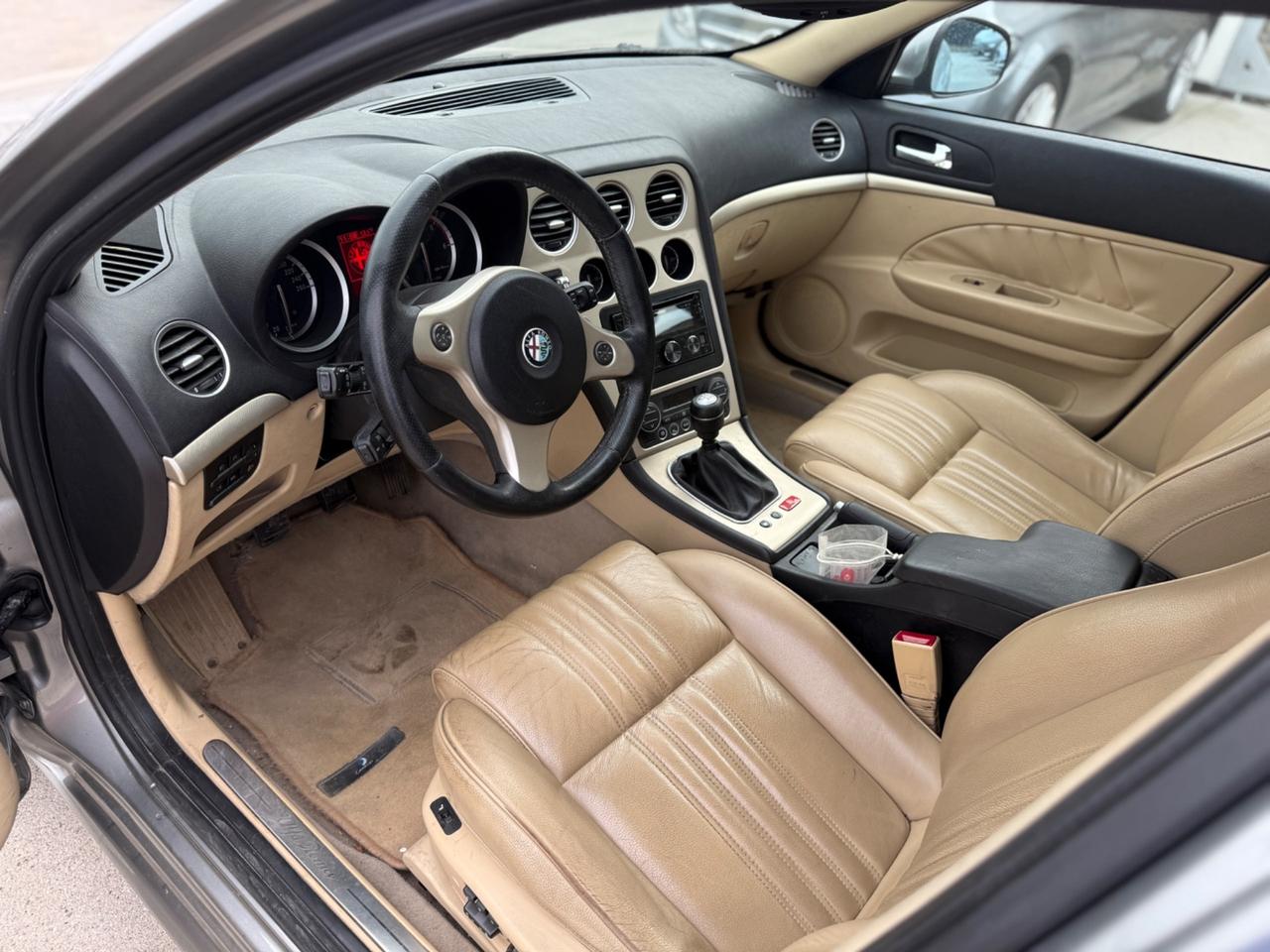 Alfa Romeo 159 1.9 JTDm 16V Sportwagon Distinctive