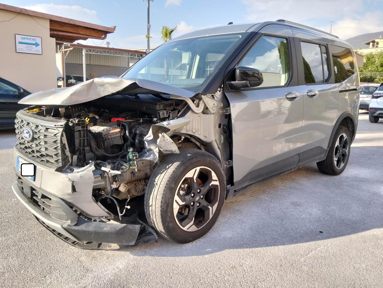 Ford Tourneo Courier 1.0 EcoBoost 2025 SINISTRATO