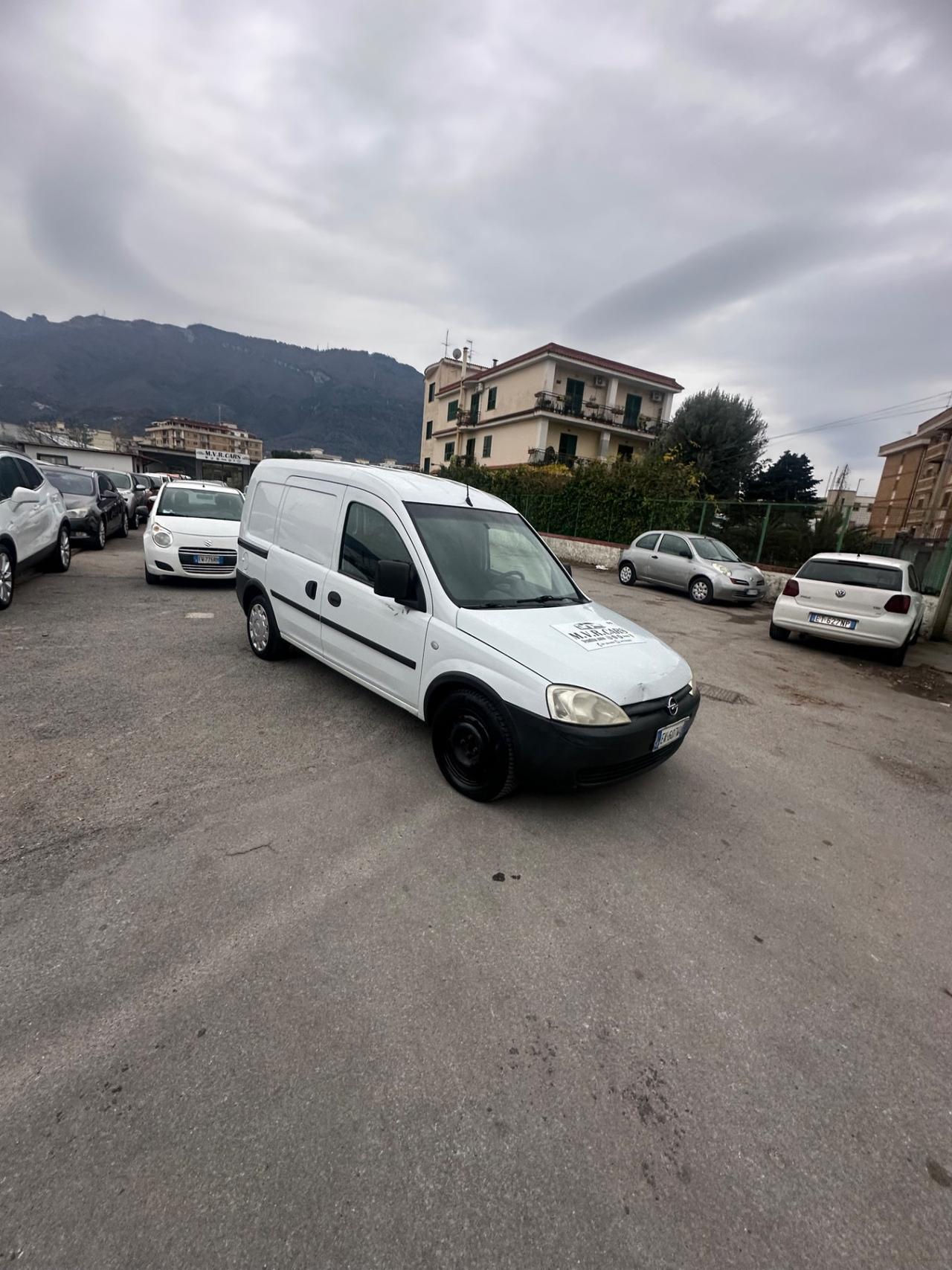 Opel Combo 13 CDTI
