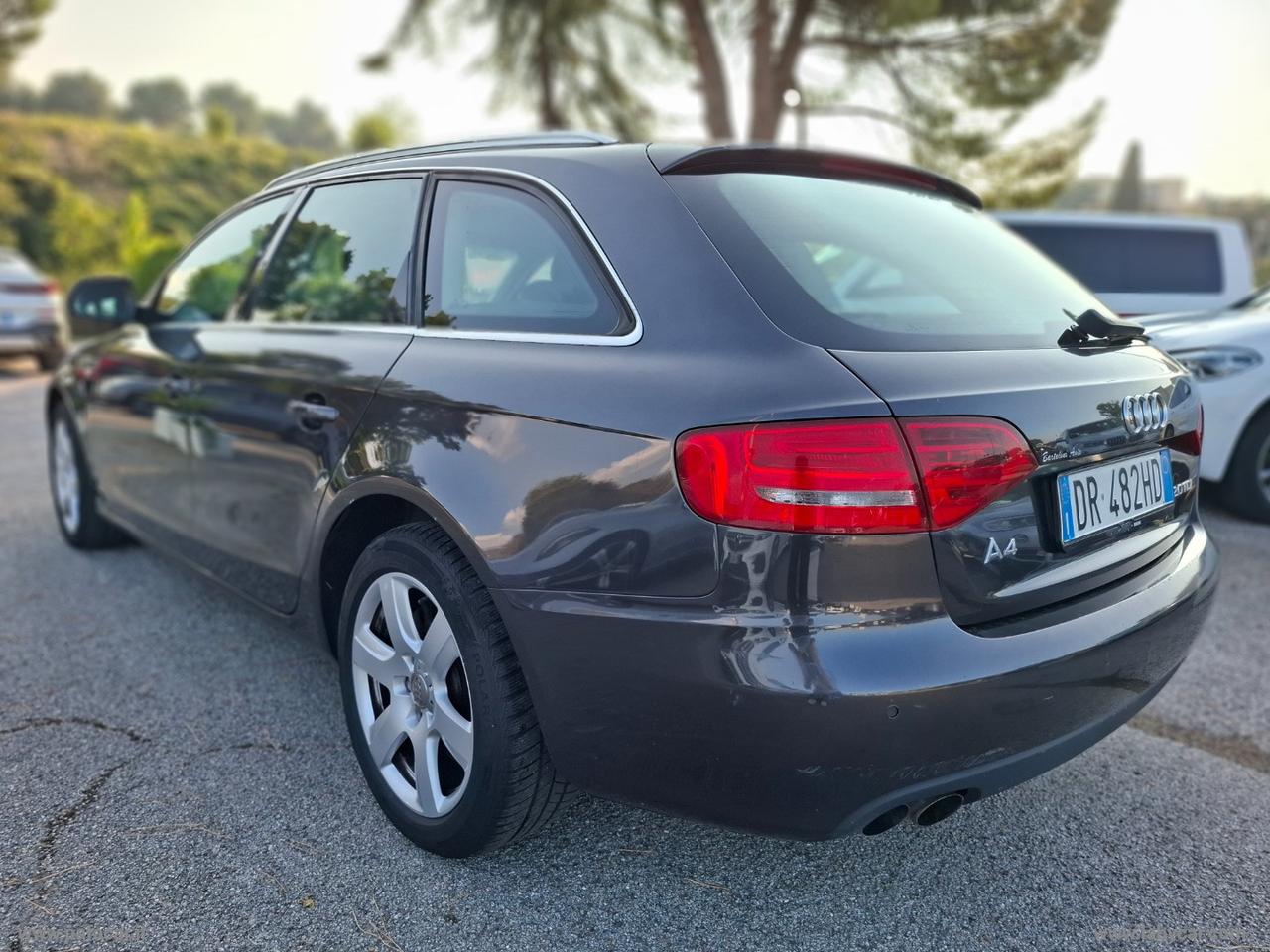 AUDI A4 Avant 2.0 TDI 143 CV mult. Ambiente