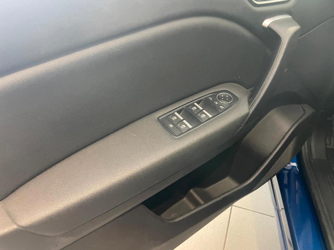 Renault Captur Blue dCi 95 CV Intens